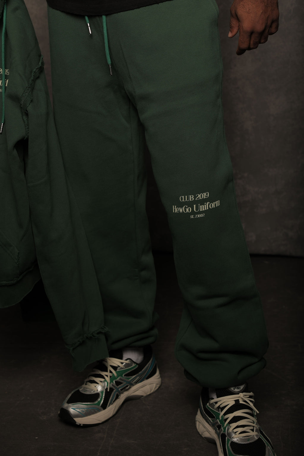 HEWGO UNIFORM SWEATSUIT