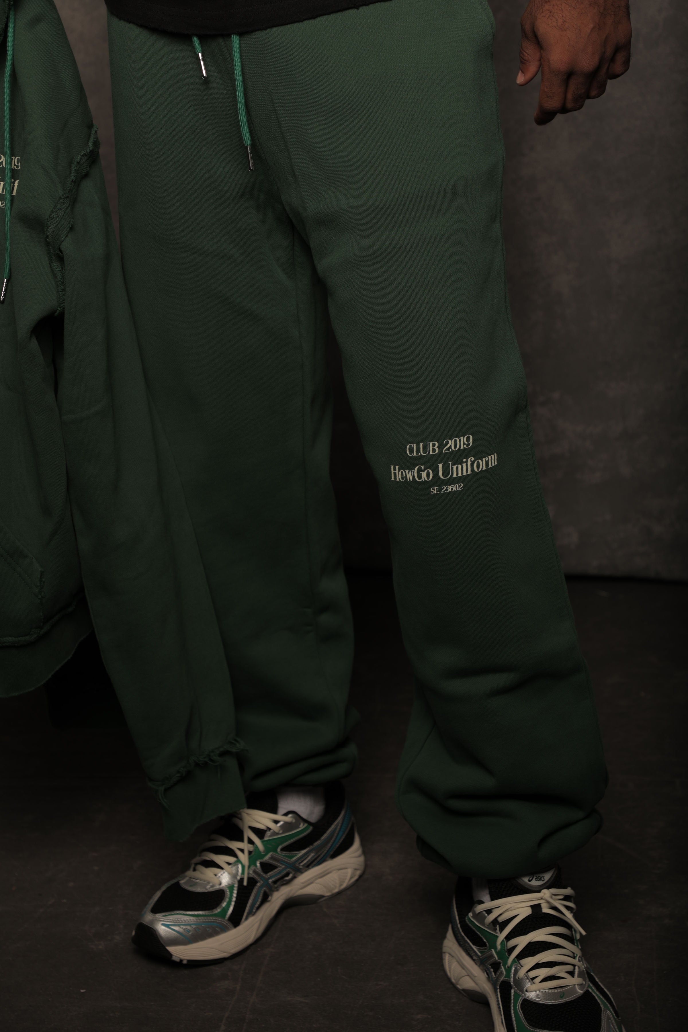 HEWGO UNIFORM SWEATPANTS
